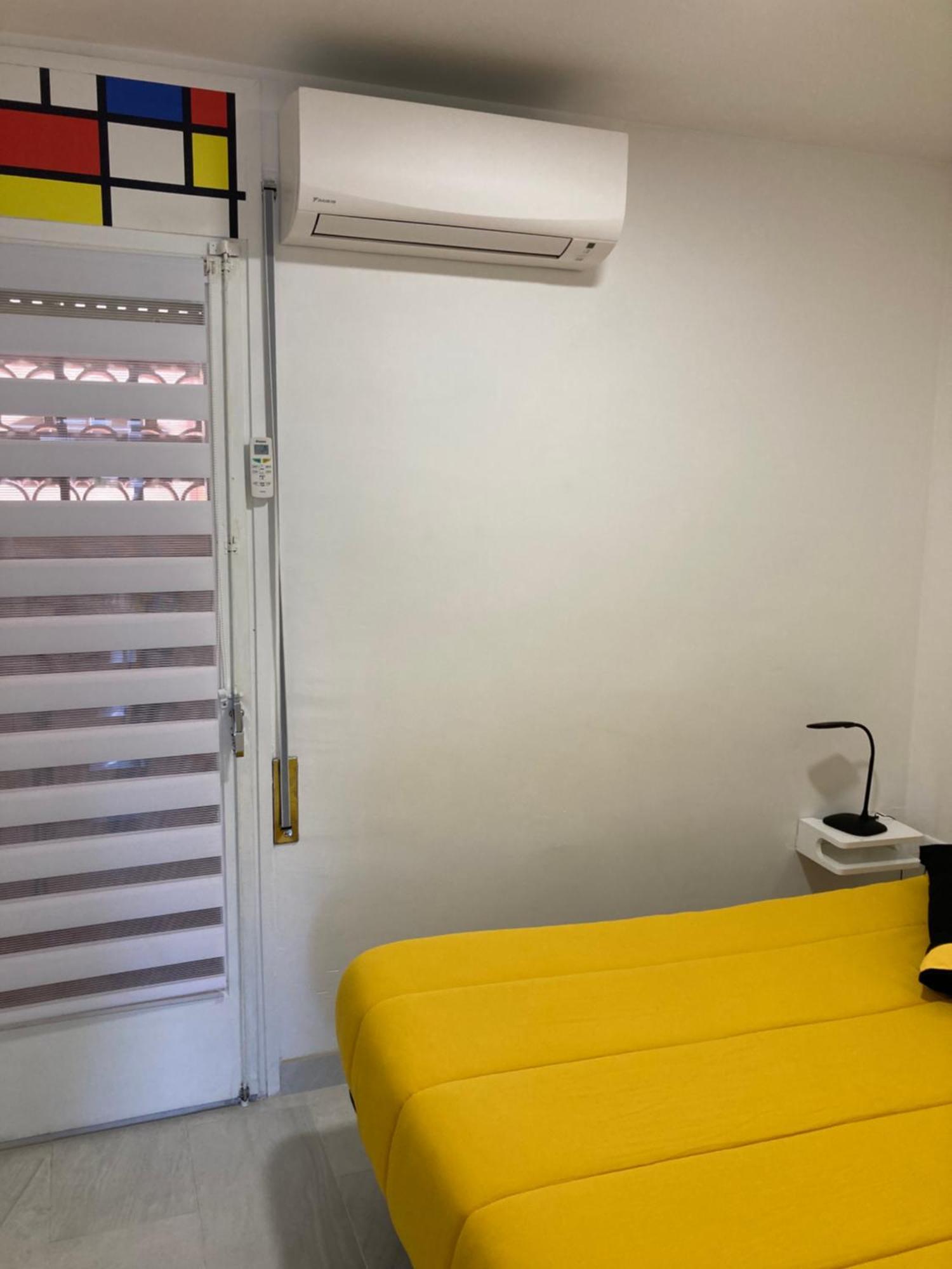 Tres Bel Appartement Entierement Renove 艾姆布里亚布拉瓦 外观 照片